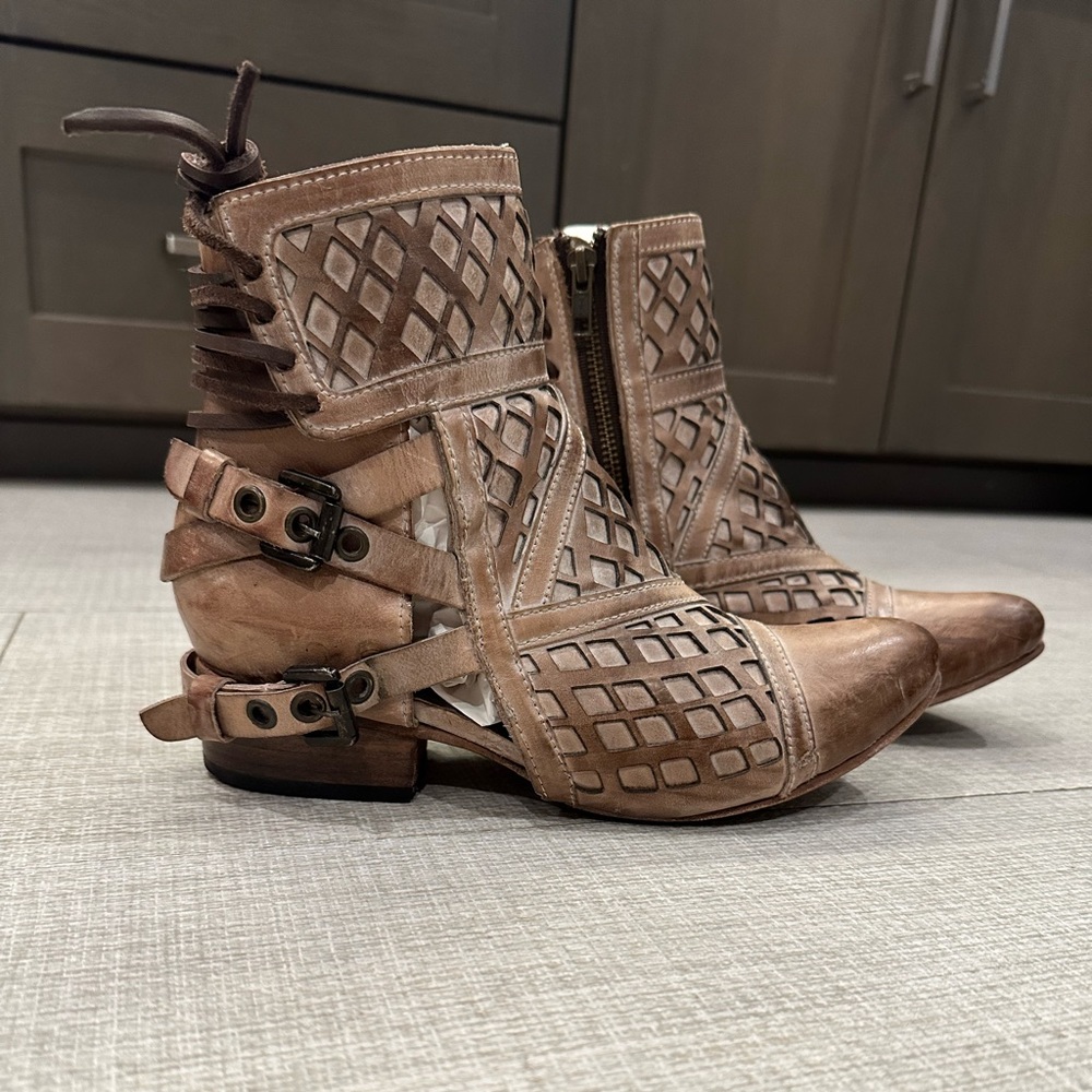 Freebird Skylar Bootie